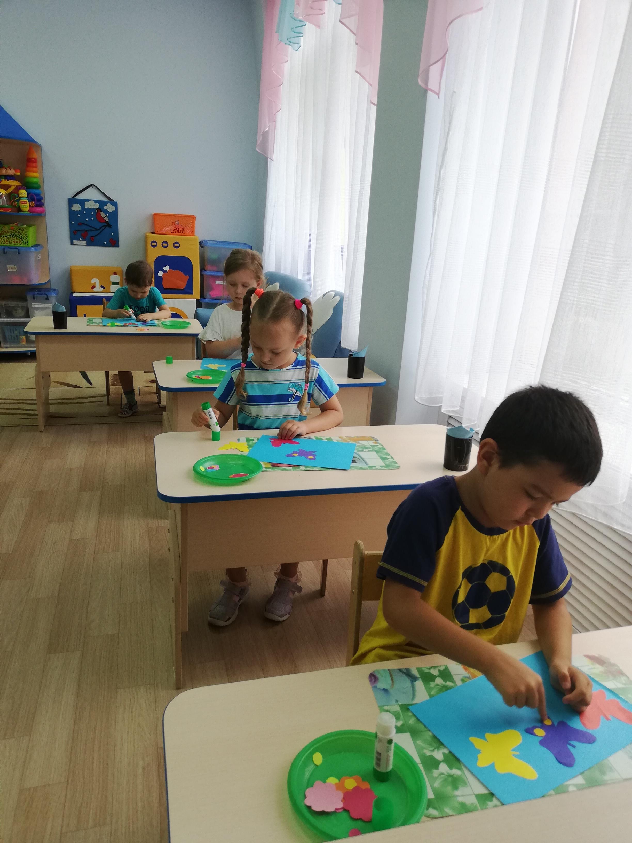 Аппликация "Бабочки"